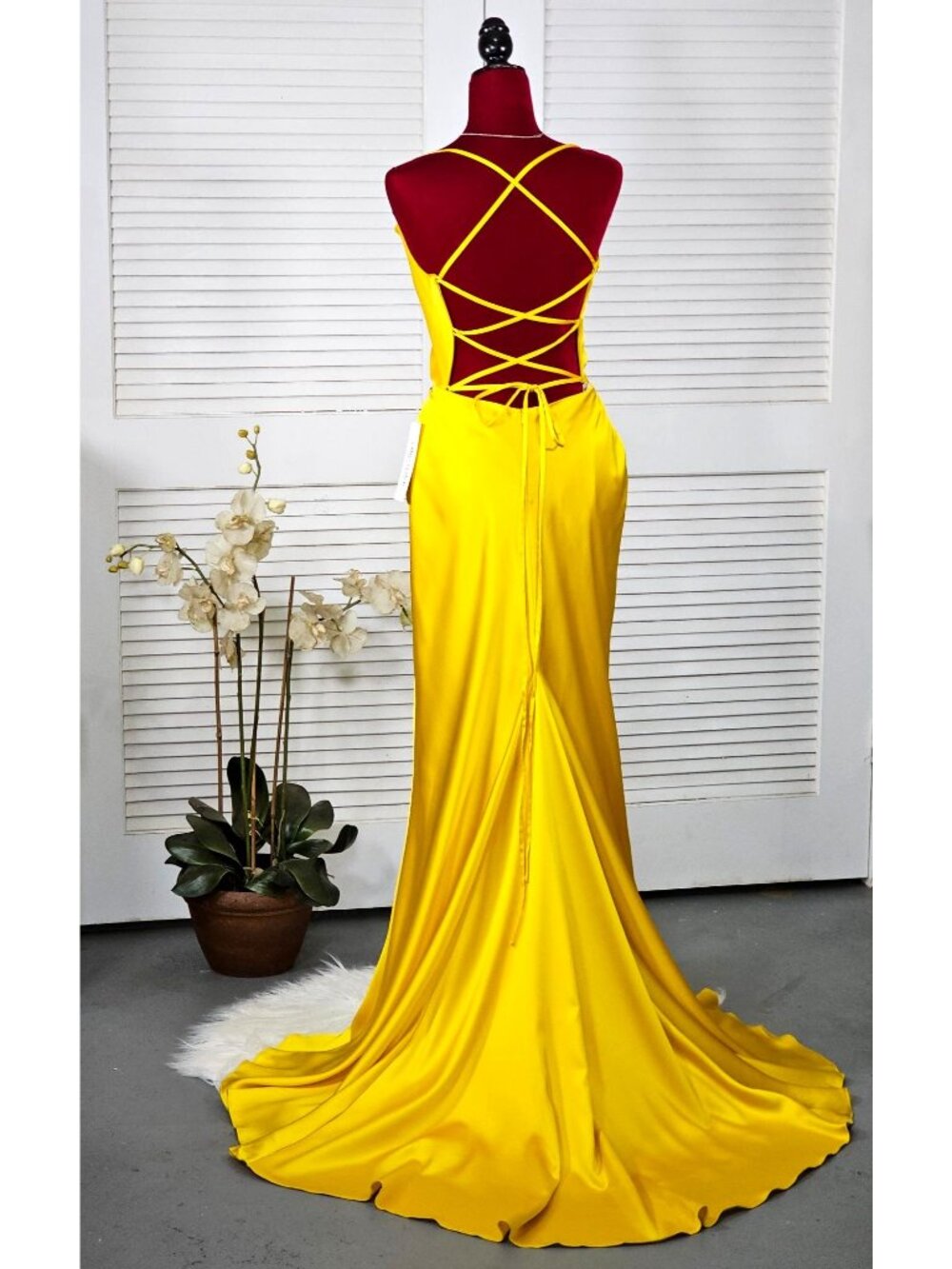 NWT Ellie Wilde Mon Cheri Sunflower Yellow Satin Long Prom Dress Size 16 1751 - Picture 10 of 16